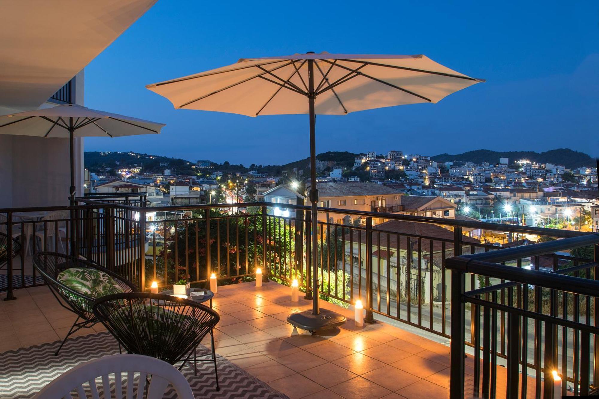 D & E Apartments Skiathos Chora Extérieur photo